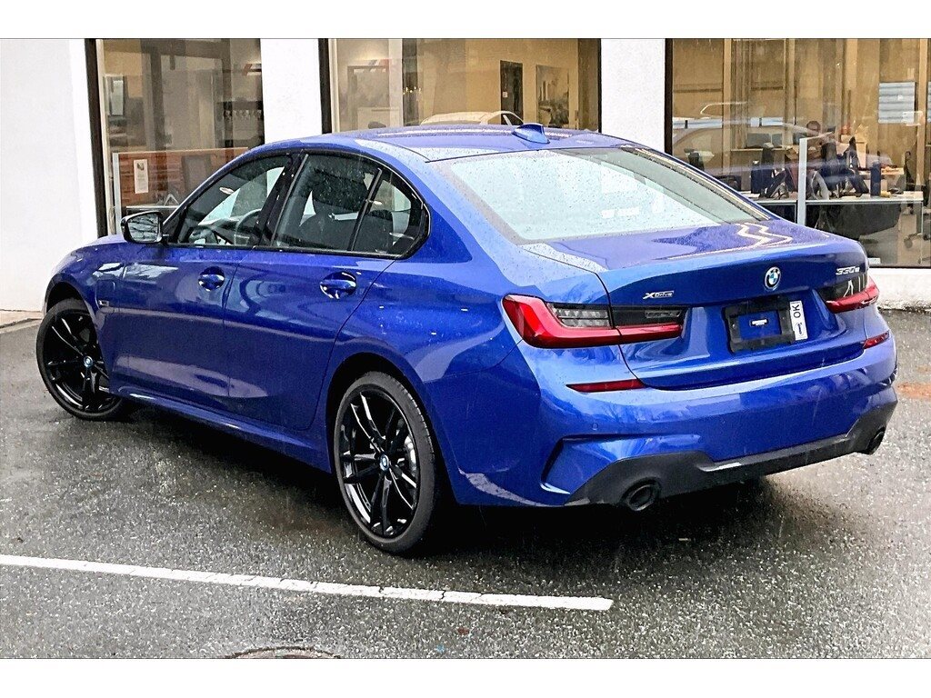 2021 BMW 3-Series 330e